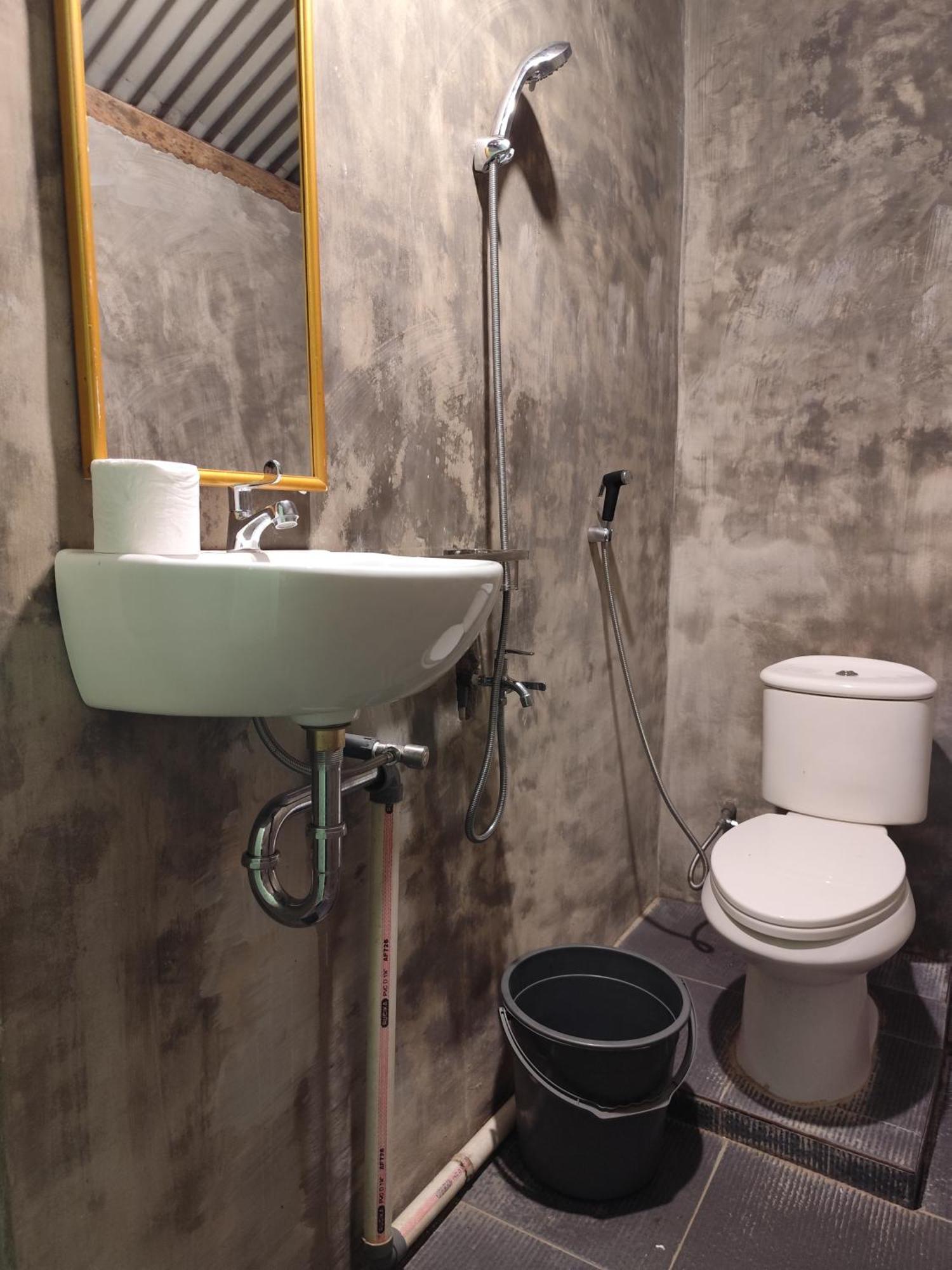 Bua Guesthouse Tangkahan 外观 照片